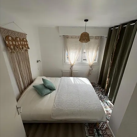 Loni Apartment